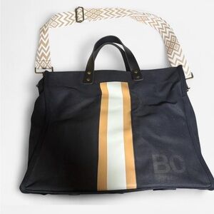Elegant Black and Tan Messenger Bag